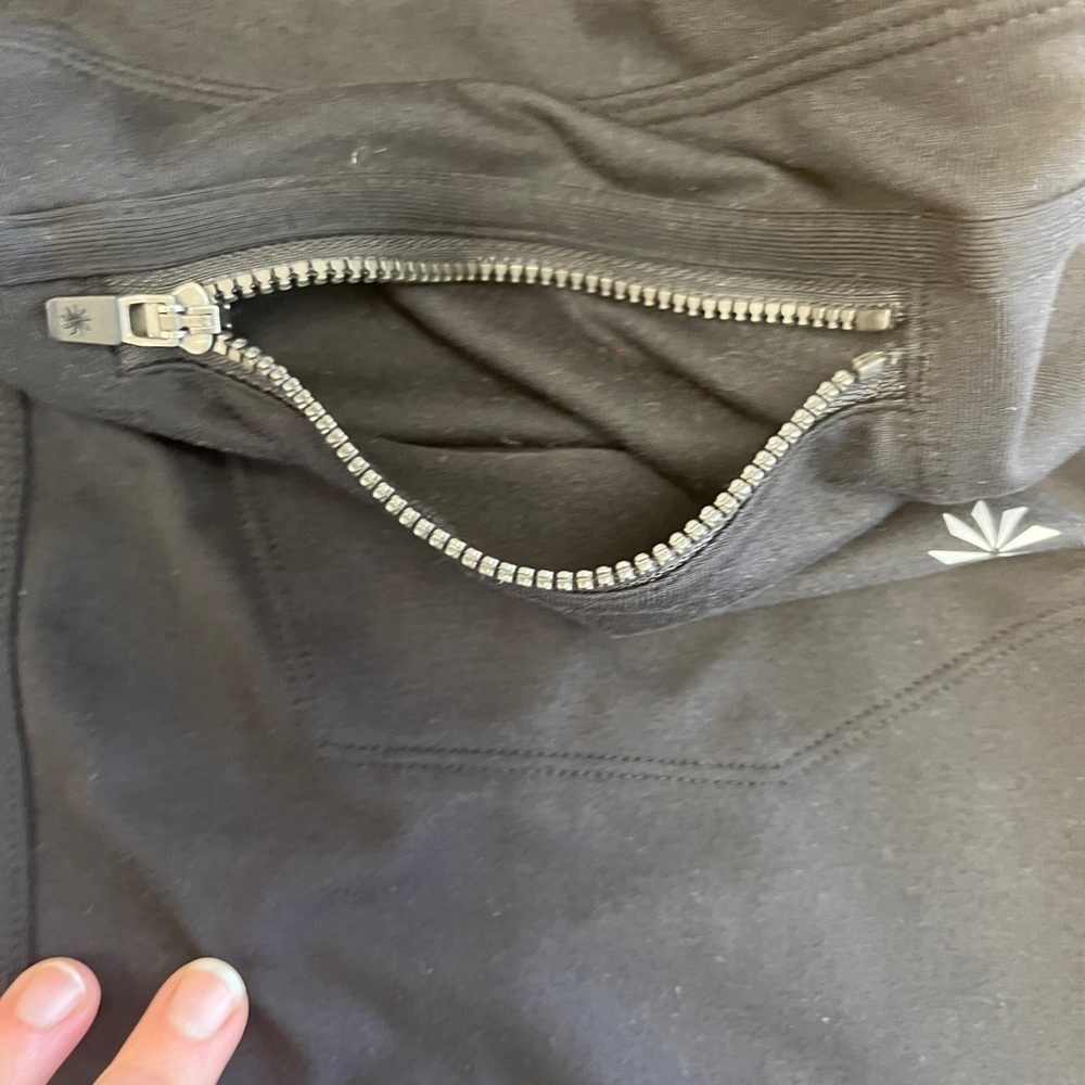 Athleta Zipper Pocket Skort - Picture 4 of 8
